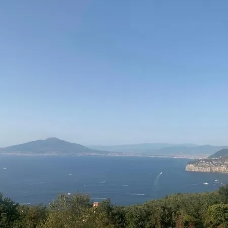 A B&b,relaxing Location With Seaview * Σορέντο