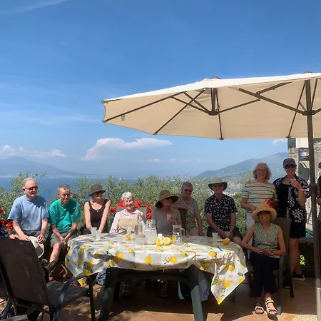 A B&b,relaxing Location With Seaview *