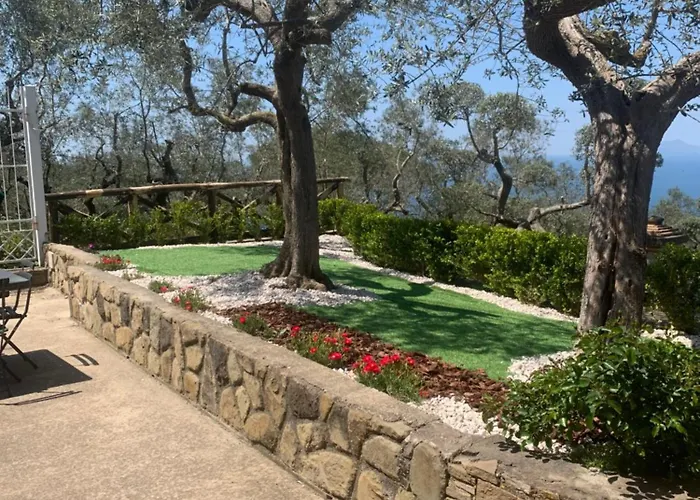 A B&b,relaxing Location With Seaview לינה וארוחת בוקר