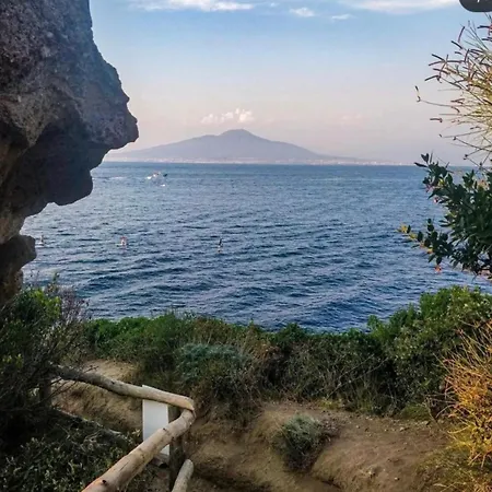 Couette-café A B&b,relaxing Location With Seaview Sorrente